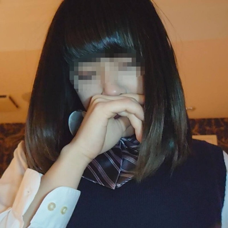 FC2-PPV-4702974 [No uniform costume] A beautiful woman with beautiful legs and a perfect ass has a hairy pussy and gets a huge load of cum inside her 