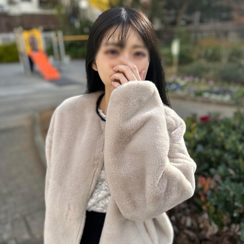 FC2-PPV-4708246 A petite and delicate office lady with a height of 148cm begs for creampie! A video of her white soft skin and slender figure being ma