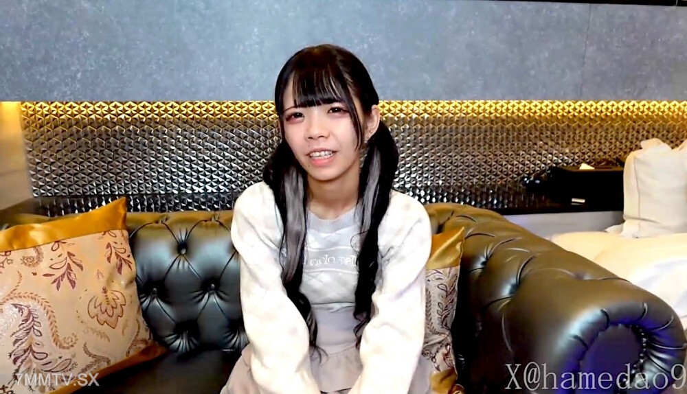 FC2-PPV-4703902 “Aaaah, I'm right here...” An 18-year-old masochistic crazy girl, attending school at the time. It's a look forward to seein