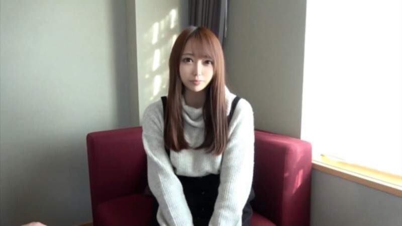 FC2-PPV-4809987 An 18-year-old beauty aspiring to be an idol. She begs for a deep throat blowjob and then a raw insertion. She is thrust so hard that 